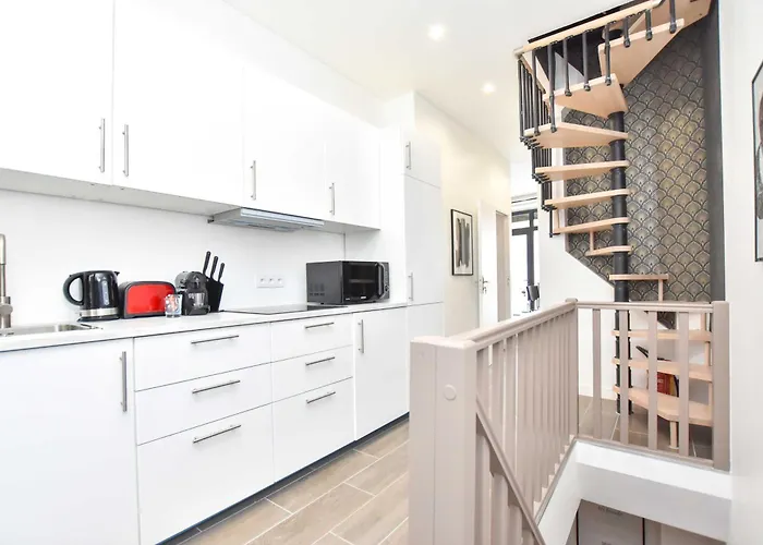 Family Apartment - 4Br - 10P - Menilmontant